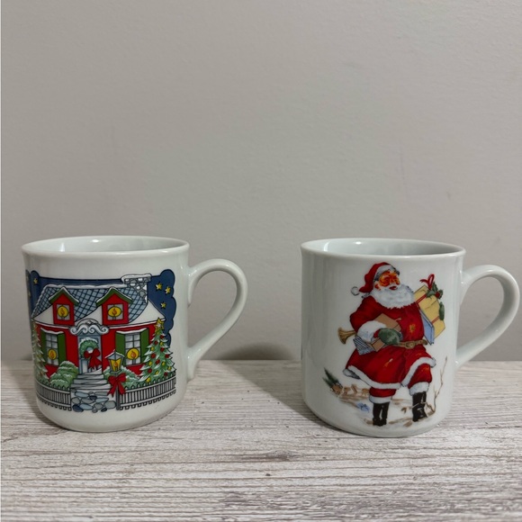 Lot of Vintage Christmas Holiday Coffee Mugs - Picture 4 of 5